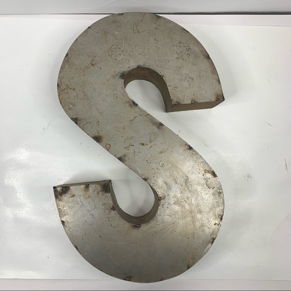 Farmhouse Rustic Metal Country 18.5 Inch Distressed Letter S Initial Decor - Picture 2 of 6